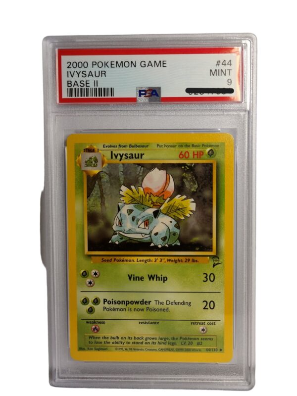 Pokemon: Ivysaur - Base set 2 unlimited, 2000 (Graded PSA 9)